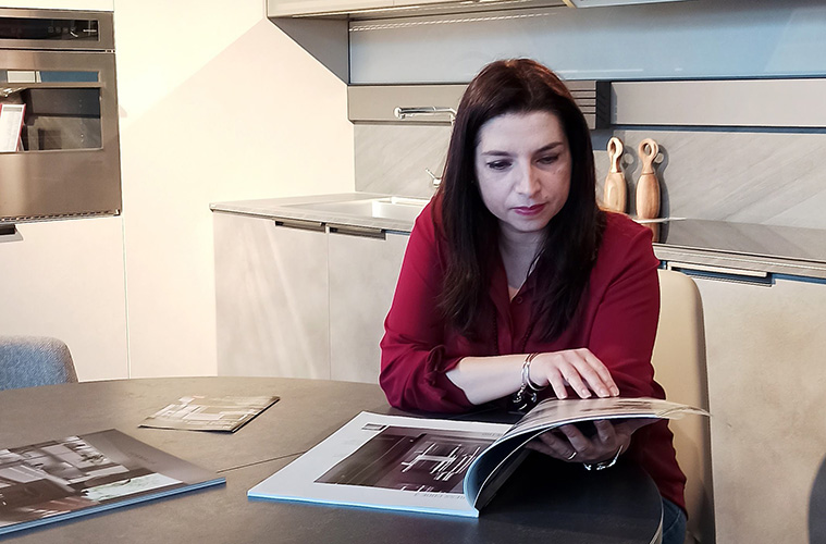 Rosa strano architetto e blogger design